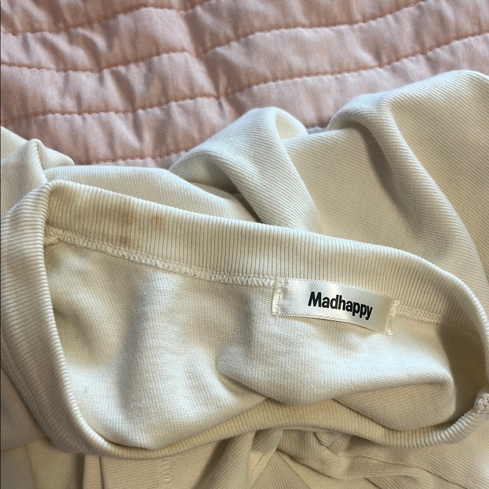 Madhappy Lettered Short Sleeve Tee - Picture 4 of 5